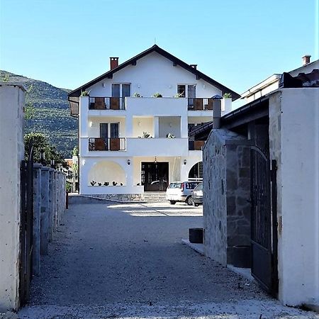 Herceg Vila Требине Екстериор снимка